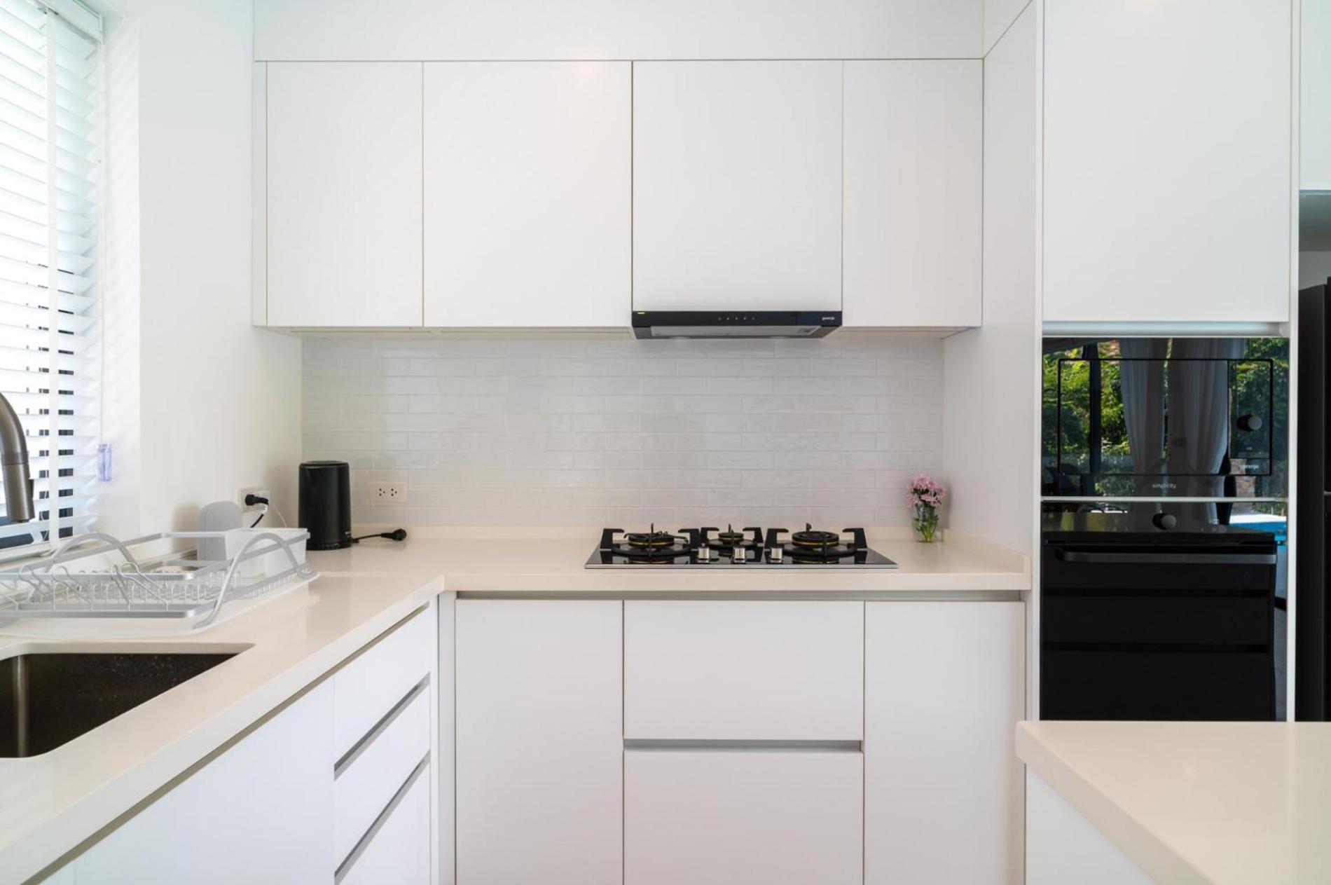 Villaer Brand New 3 Bed Sea View - Kbr31